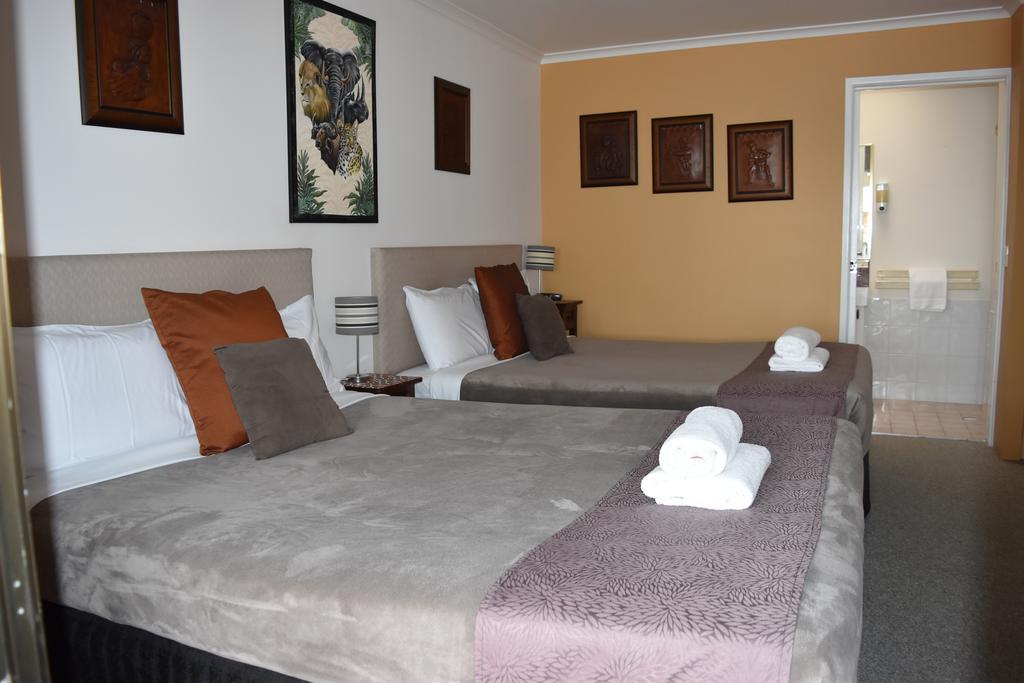 Maroochydore Beach Motel Экстерьер фото