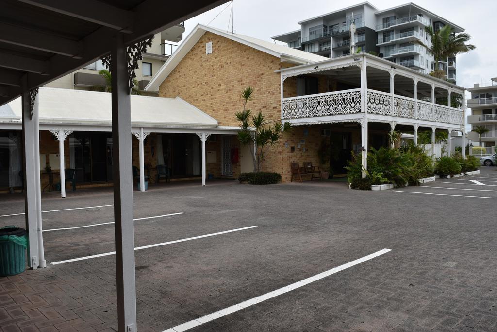 Maroochydore Beach Motel Экстерьер фото