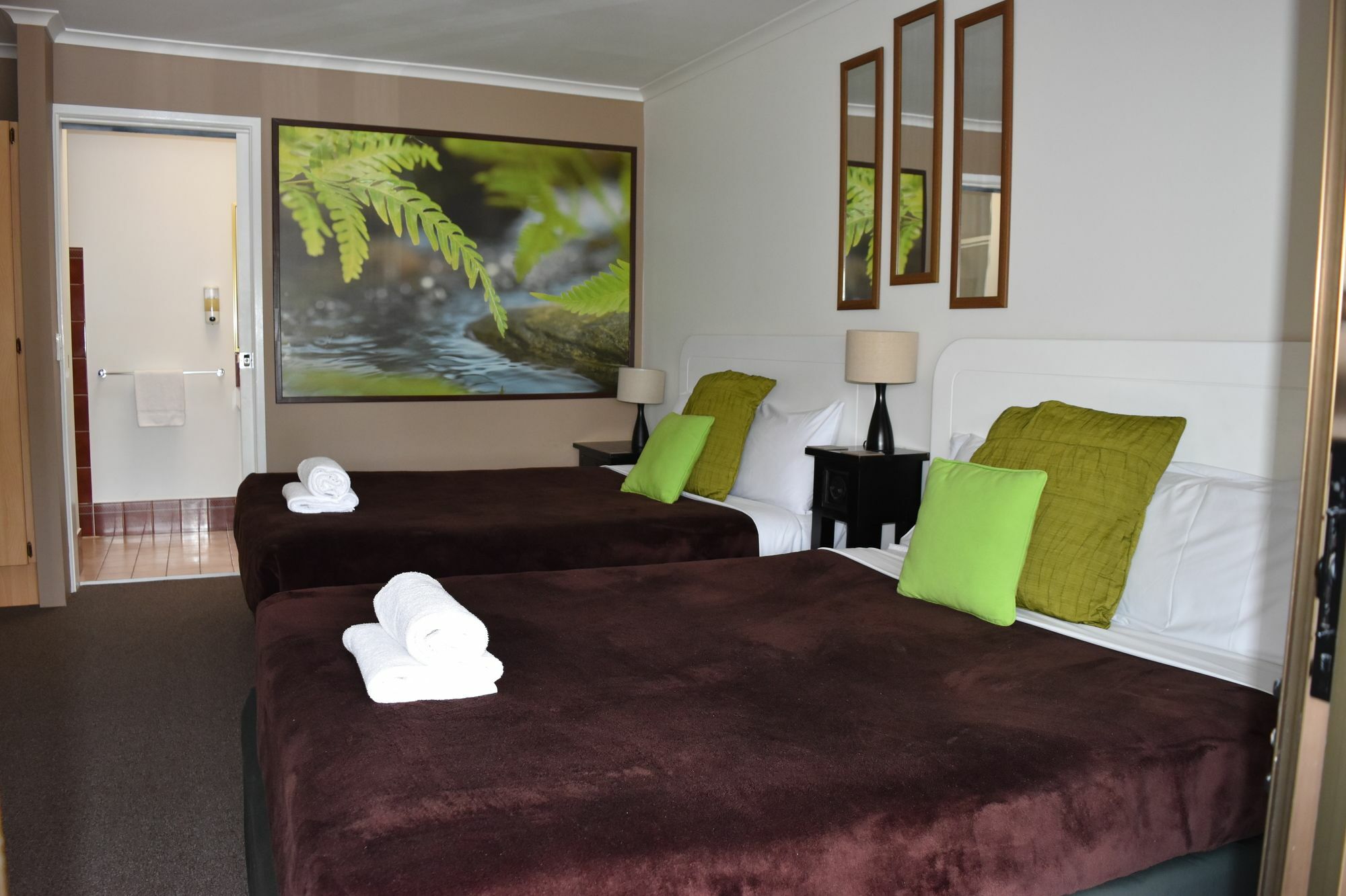 Maroochydore Beach Motel Экстерьер фото