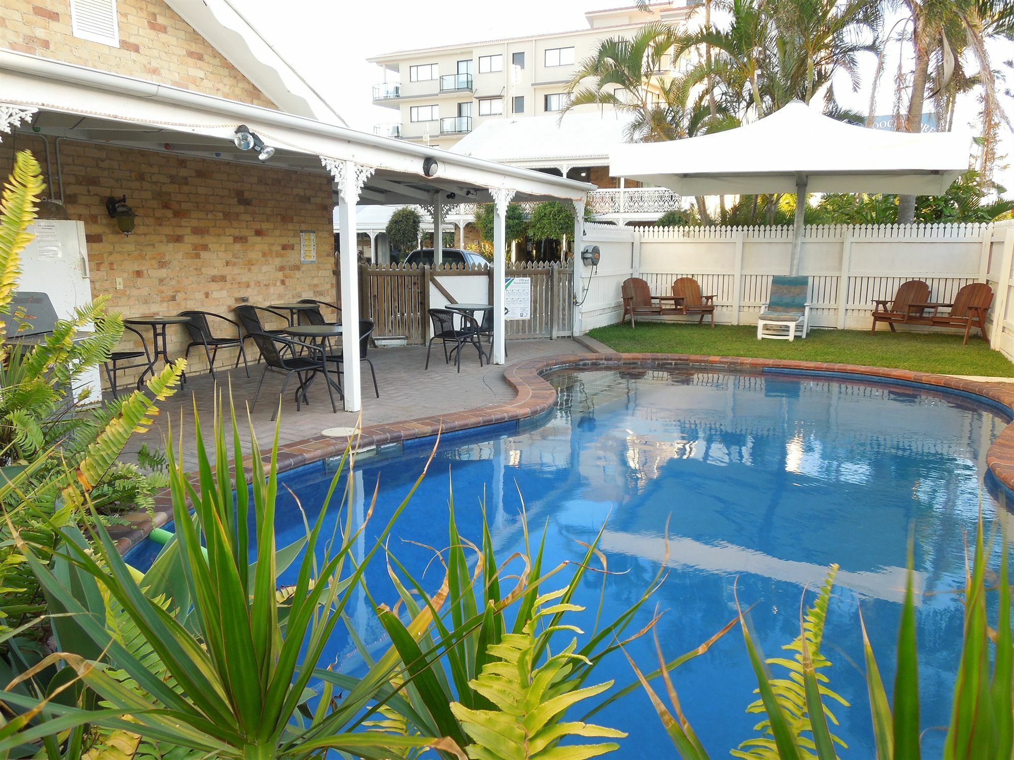 Maroochydore Beach Motel Экстерьер фото