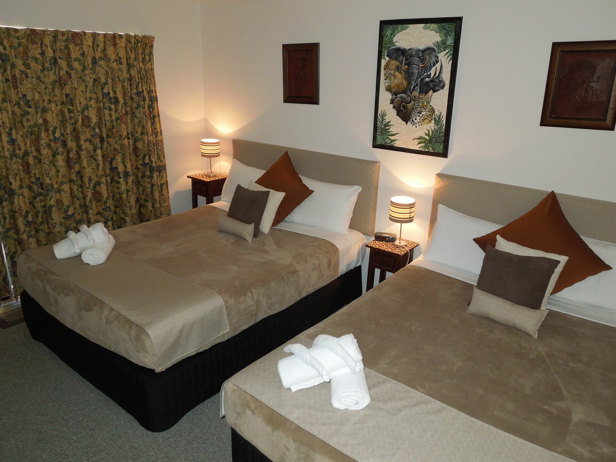 Maroochydore Beach Motel Экстерьер фото